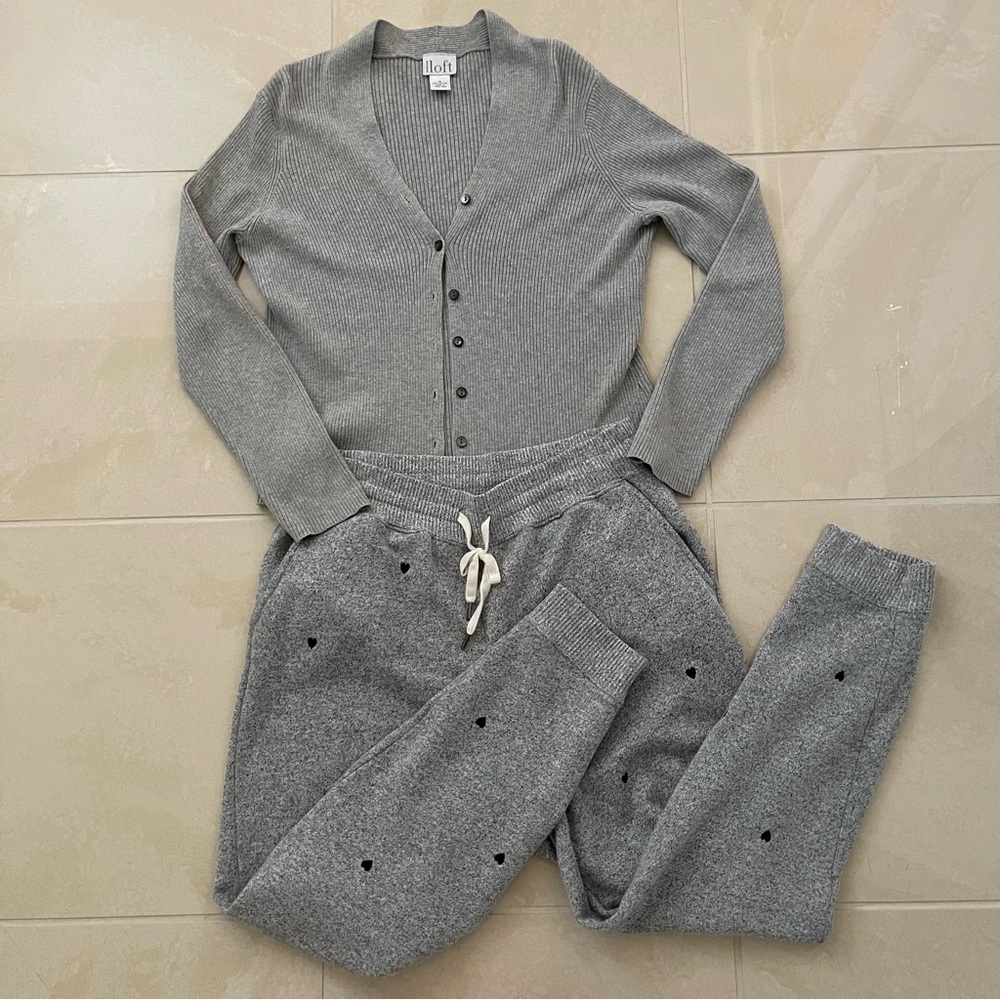 LOFT Cardigan Sweater 100% Cotton Gray Ribbed Knit Mother Of Pearl Buttons